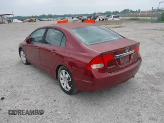 2009 Honda Civic LX z VIN 19XFA165X9E037500, wystawiony jako IAAI lot #42288150 z przebiegiem 158 957 mil mil oraz . Historia ofert i sprzedaży dostępna na DreamBid. Obrazek 3.