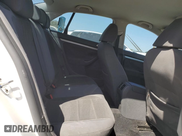 2009 Volkswagen Jetta S с VIN 3VWJM71K39M126913, выставлен на аукционе Copart как лот 49960555 с пробегом Не указан миль и Чистый • Clean title. История ставок и продаж доступна на DreamBid. Изображение 10.