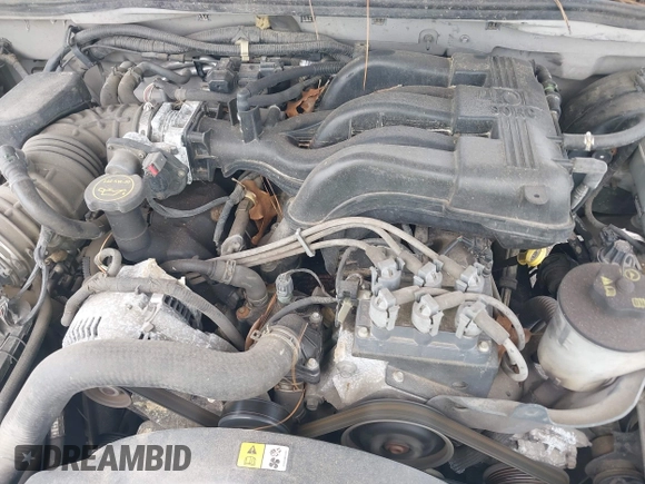 2005 Ford Explorer XLT with VIN 1FMZU63K15UA09278, listed as a IAAI auction lot 42797948 with Not provided miles and . Bid and sale history available at DreamBid. Image 10.