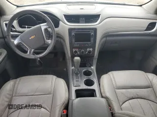 2014 Chevrolet Traverse LTZ z VIN 1GNKVJKD6EJ253350, wystawiony jako Copart lot #54688345 z przebiegiem 230 479 mil mil oraz Szkoda całkowita • Salvage title. Historia ofert i sprzedaży dostępna na DreamBid. Obrazek 8.