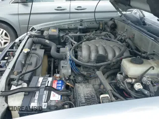 2001 Toyota 4Runner SR5 z VIN JT3GN86R210199062, wystawiony jako IAAI lot #42743050 z przebiegiem 211 215 mil mil oraz . Historia ofert i sprzedaży dostępna na DreamBid. Obrazek 12.