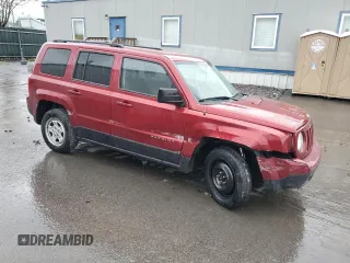 2015 Jeep Patriot Altitude z VIN 1C4NJRBBXFD425829, wystawiony jako Copart lot #56540355 z przebiegiem 98 752 mil mil oraz Szkoda całkowita • Salvage title. Historia ofert i sprzedaży dostępna na DreamBid. Obrazek 4.