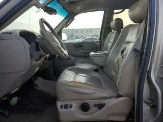 2003 Ford F-150 XLT with VIN 1FTRW07L03KA85176, listed as a Copart auction lot 50539415 with 268,175 mi miles and Salvage Title. Bid and sale history available at carsss.com. Image 7.