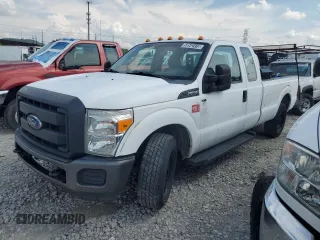 2015 Ford F-350 XL z VIN 1FT8X3A69FEC59486, wystawiony jako Copart lot #59542415 z przebiegiem 174 324 mil mil oraz Czysty tytuł • Clean title. Historia ofert i sprzedaży dostępna na DreamBid. Obrazek 1.