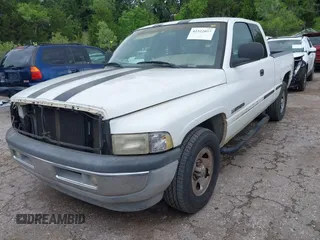 1998 Dodge 1500 с VIN 1B7HC13Y1WJ234944, выставлен на аукционе IAAI как лот 42322057 с пробегом 164 985 миль миль и . История ставок и продаж доступна на DreamBid. Изображение 2.