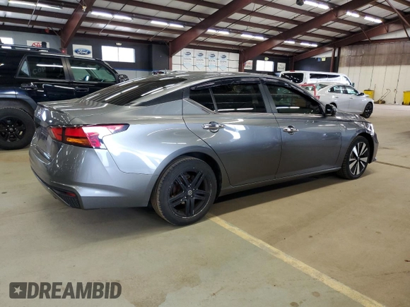 2020 Nissan Altima 2.5 S with VIN 1N4BL4BV8LC212119, listed as a Copart auction lot 54560395 with 174,987 mi miles and Clean Title. Bid and sale history available at carsss.com. Image 3.