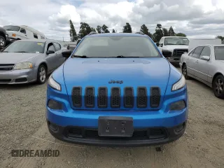 2017 Jeep Cherokee Sport с VIN 1C4PJLAB7HW619264, выставлен на аукционе Copart как лот 54589805 с пробегом 108 004 миль миль и Списание • Salvage title. История ставок и продаж доступна на DreamBid. Изображение 5.