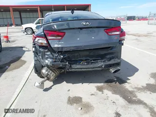 2019 Kia Optima S with VIN 5XXGT4L33KG378382, listed as a IAAI auction lot 41824192 with 114,649 mi miles. Bid and sale history available at carsss.com. Image 6.