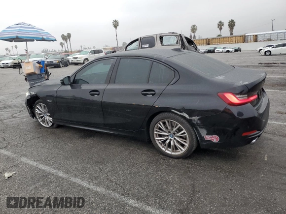 2023 BMW 3 Series 330e with VIN 3MW39FF01P8D05937, listed as a Copart auction lot 44490215 with 40,324 mi miles and Salvage Title. Bid and sale history available at carsss.com. Image 2.