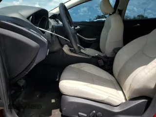 2016 Ford Focus Titanium with VIN 1FADP3J29GL274147, listed as a Copart auction lot 61377575 with 88,181 mi miles and Salvage title. Bid and sale history available at DreamBid. Image 7.