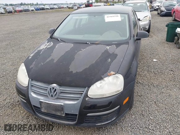2008 Volkswagen Jetta S with VIN 3VWJZ71K48M013469, listed as a IAAI auction lot 42569518 with 111,860 mi miles and . Bid and sale history available at DreamBid. Image 6.