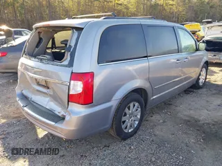 2013 Chrysler Town & Country Touring with VIN 2C4RC1BG9DR721542, listed as a IAAI auction lot 41845146 with 269,088 mi miles. Bid and sale history available at carsss.com. Image 4.