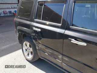 2015 Jeep Patriot High Altitude with VIN 1C4NJRFB4FD425660, listed as a IAAI auction lot 41821761 with 90,774 mi miles and . Bid and sale history available at carsss.com. Image 6.