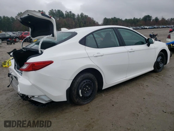 2025 Toyota Camry LE z VIN 4T1DBADK4SU017453, wystawiony jako Copart lot #52183485 z przebiegiem 16 812 mil mil oraz Szkoda całkowita • Salvage title. Historia ofert i sprzedaży dostępna na DreamBid. Obrazek 3.