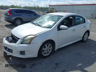 2011 Nissan Sentra SR with VIN 3N1AB6AP9BL640522, listed as a IAAI auction lot 42050309 with 160,867 mi miles and . Bid and sale history available at DreamBid. Image 2.