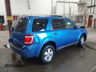 2012 Ford Escape XLS z VIN 1FMCU0C7XCKB44251, wystawiony jako IAAI lot #42151121 z przebiegiem 180 851 mil mil oraz . Historia ofert i sprzedaży dostępna na DreamBid. Obrazek 4.