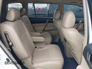 2011 Toyota Highlander Limited with VIN 5TDYK3EH6BS048213, listed as a IAAI auction lot 42454713 with 228,094 mi miles and . Bid and sale history available at DreamBid. Image 8.