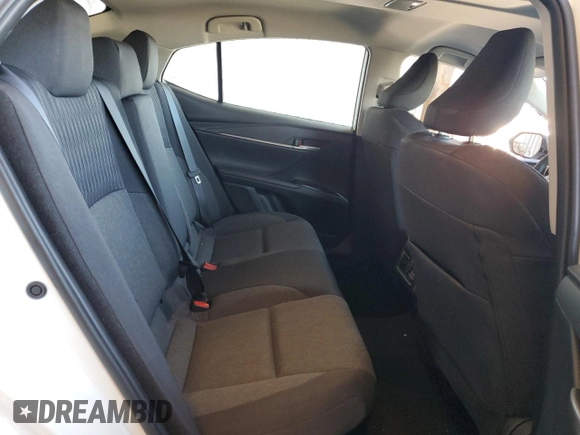 2025 Toyota Camry LE with VIN 4T1DAACK4SU048772, listed as a Copart auction lot 53307215 with 10,997 mi miles and Clean Title. Bid and sale history available at DreamBid. Image 10.