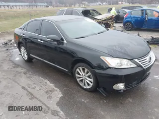 2011 Lexus ES with VIN JTHBK1EG3B2435793, listed as a IAAI auction lot 41171549 with 200,663 mi miles. Bid and sale history available at carsss.com. Image 1.