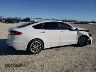 2019 Ford Fusion SE with VIN 3FA6P0LU4KR263315, listed as a Copart auction lot 48118645 with Not Provided miles and Salvage Title. Bid and sale history available at DreamBid. Image 3.