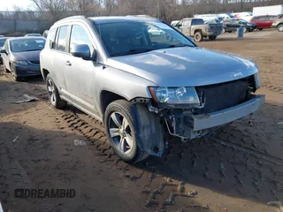 2017 Jeep Compass High Altitude with VIN 1C4NJDEBXHD113351, listed as a IAAI auction lot 41673188 with 59,752 mi miles. Bid and sale history available at carsss.com. Image 1.