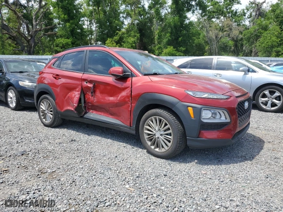 2021 Hyundai Kona SEL with VIN KM8K22AA2MU608098, listed as a Copart auction lot 51352065 with 25,804 mi miles and Non Repairable. Bid and sale history available at carsss.com. Image 4.