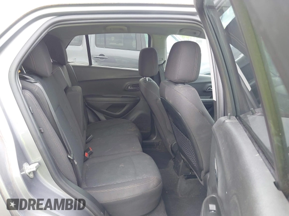 2020 Chevrolet Trax LS with VIN 3GNCJKSB3LL154785, listed as a IAAI auction lot 42523242 with 31,038 mi miles and . Bid and sale history available at DreamBid. Image 8.