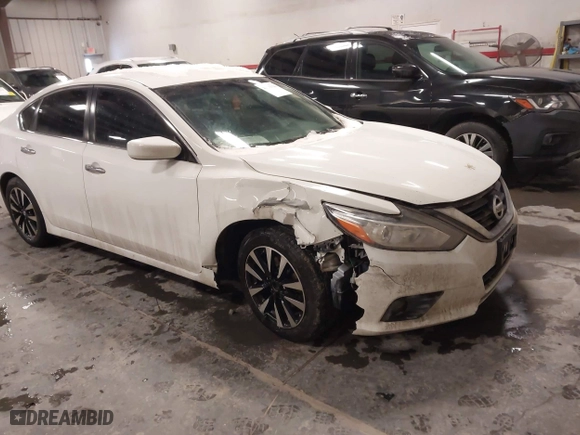2018 Nissan Altima 2.5 SL with VIN 1N4AL3AP4JC260710, listed as a IAAI auction lot 41593136 with 133,367 mi miles. Bid and sale history available at carsss.com. Image 1.
