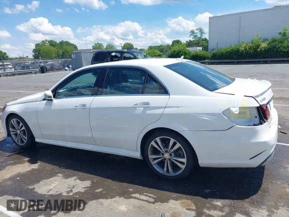 2014 Mercedes-Benz E 350 Sport with VIN WDDHF5KB5EA986890, listed as a IAAI auction lot 42169451 with 108,782 mi miles and . Bid and sale history available at DreamBid. Image 14.