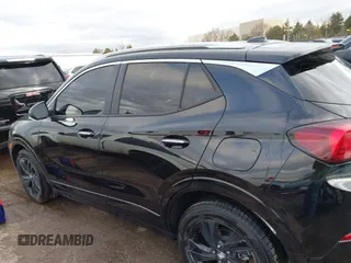 2024 Buick Encore GX Sport Touring с VIN KL4AMDSL9RB208980, выставлен на аукционе IAAI как лот 41711813 с пробегом 13 933 миль миль и . История ставок и продаж доступна на DreamBid. Изображение 14.
