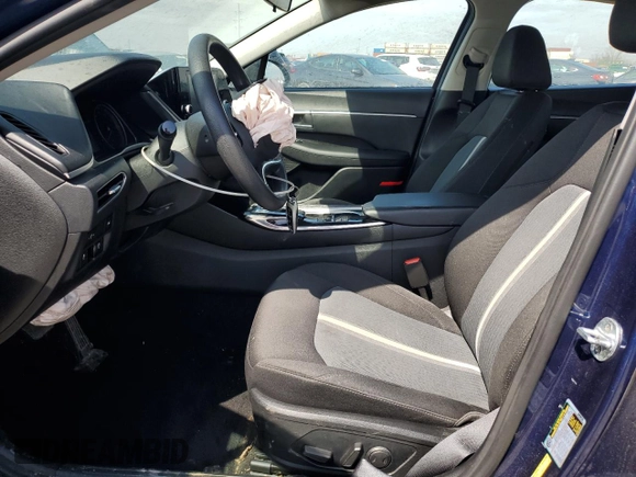 2020 Hyundai Sonata SEL z VIN 5NPEL4JA6LH054132, wystawiony jako Copart lot #51003435 z przebiegiem 71 417 mil mil oraz Szkody całkowita. Historia ofert i sprzedaży dostępna na DreamBid. Obrazek 7.
