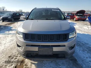 2019 Jeep Compass Limited with VIN 3C4NJDCBXKT745237, listed as a Copart auction lot 88453725 with 116,193 mi miles and Salvage title. Bid and sale history available at DreamBid. Image 5.