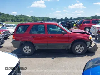 2005 Ford Escape XLS Value с VIN 1FMYU02Z55KA01607, выставлен на аукционе IAAI как лот 42634052 с пробегом 151 193 миль миль и . История ставок и продаж доступна на DreamBid. Изображение 13.
