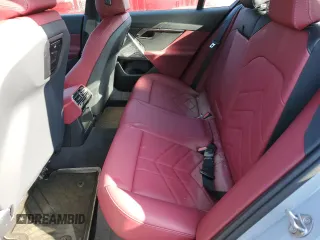2024 BMW i5 eDrive40 z VIN WBY33FK02RCR43716, wystawiony jako Copart lot #68262434 z przebiegiem Nie podano mil oraz Szkody całkowita. Historia ofert i sprzedaży dostępna na DreamBid. Obrazek 10.