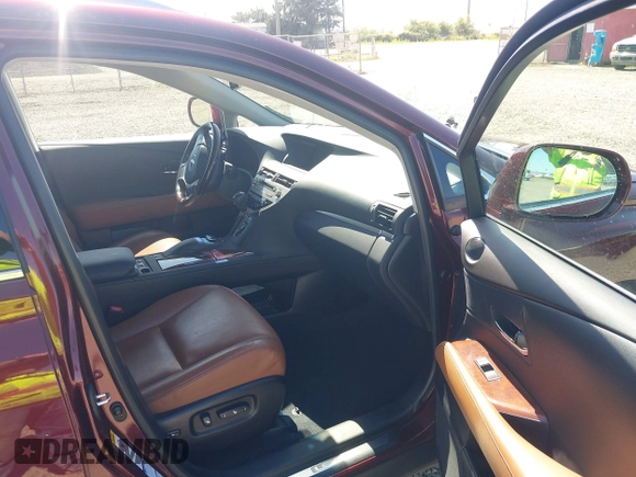 2015 Lexus RX 350 z VIN 2T2BK1BA9FC328073, wystawiony jako IAAI lot #42372236 z przebiegiem 43 754 mil mil oraz . Historia ofert i sprzedaży dostępna na DreamBid. Obrazek 5.