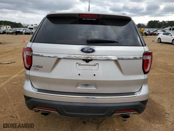 2018 Ford Explorer XLT with VIN 1FM5K7D89JGA54751, listed as a Copart auction lot 41328474 with 120,795 mi miles and Salvage Title. Bid and sale history available at carsss.com. Image 6.