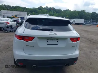 2017 Jaguar F-Pace 35t R-Sport с VIN SADCL2BV5HA064702, выставлен на аукционе IAAI как лот 42711257 с пробегом 99 586 миль миль и . История ставок и продаж доступна на DreamBid. Изображение 16.