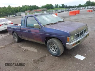 1995 Nissan Frontier XE z VIN 1N6HD16S6SC360880, wystawiony jako IAAI lot #42249267 z przebiegiem 171 442 mil mil oraz . Historia ofert i sprzedaży dostępna na DreamBid. Obrazek 1.