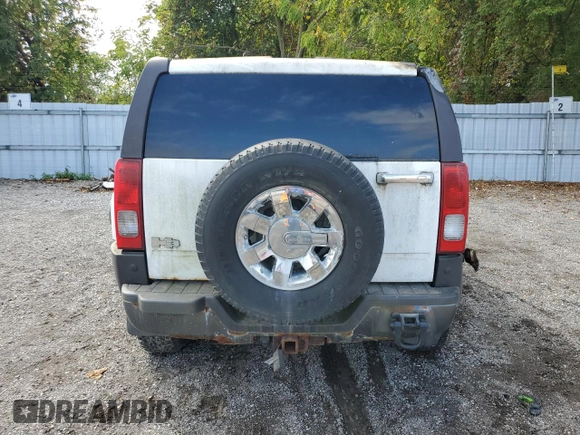 2006 Hummer H3 with VIN 5GTDN136968232026, listed as a Copart auction lot 72406484 with 0 mi miles and Non Repairable. Bid and sale history available at carsss.com. Image 6.