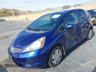2012 Honda Fit с VIN JHMGE8H33CC014506, выставлен на аукционе IAAI как лот 41239506 с пробегом 147 165 миль миль и . История ставок и продаж доступна на DreamBid. Изображение 2.