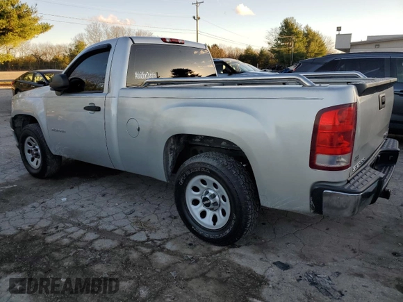 2011 GMC Sierra 1500 Work Truck z VIN 1GTN1TEX2BZ152273, wystawiony jako Copart lot #81341134 z przebiegiem 208 263 mil mil oraz Szkody całkowita. Historia ofert i sprzedaży dostępna na DreamBid. Obrazek 2.