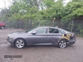 2018 Honda Accord EX-L z VIN 1HGCV1F54JA121134, wystawiony jako IAAI lot #42226157 z przebiegiem 50 888 mil mil oraz . Historia ofert i sprzedaży dostępna na DreamBid. Obrazek 14.
