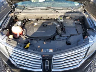2018 Lincoln MKC Select with VIN 5LMCJ2C95JUL30445, listed as a Copart auction lot 73980604 with Not Provided miles and Non Repairable. Bid and sale history available at DreamBid. Image 12.