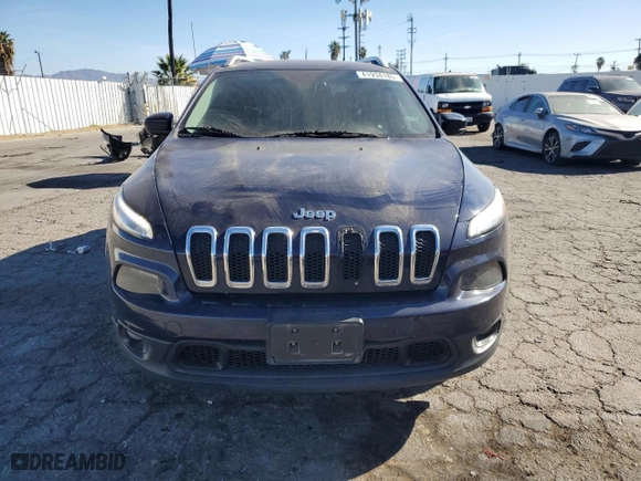 2015 Jeep Cherokee Latitude with VIN 1C4PJMCS9FW512619, listed as a Copart auction lot 41934185 with 132,323 mi miles and Clean Title. Bid and sale history available at carsss.com. Image 5.