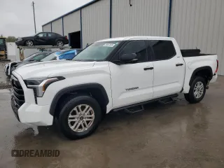 2024 Toyota Tundra 2WD SR5 with VIN 5TFLA5AB6RX039140, listed as a Copart auction lot 88647525 with 11,056 mi miles and Salvage Title. Bid and sale history available at carsss.com. Image 1.