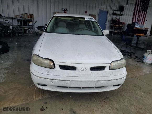 1997 Oldsmobile Cutlass GLS with VIN 1G3NG52M6V6303805, listed as a Copart auction lot 81500424 with NaN miles and Salvage Title. Bid and sale history available at carsss.com. Image 5.