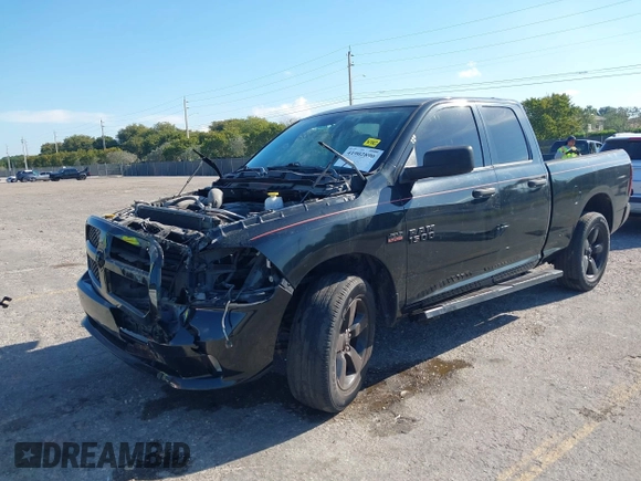 2018 Ram 1500 Express with VIN 1C6RR7FTXJS286833, listed as a IAAI auction lot 41902890 with 29,560 mi miles. Bid and sale history available at carsss.com. Image 2.