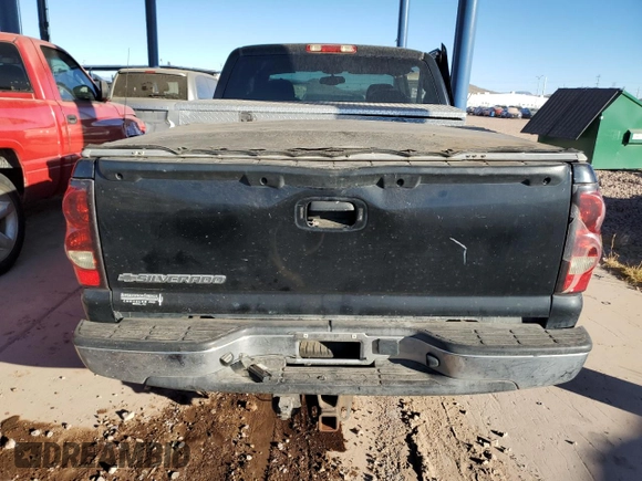 2006 Chevrolet Silverado 1500 LT1 with VIN 1GCEC19T06Z157337, listed as a Copart auction lot 42407345 with 112,409 mi miles and Salvage Title. Bid and sale history available at DreamBid. Image 6.