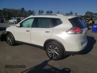 2015 Nissan Rogue SL with VIN 5N1AT2MTXFC811075, listed as a Copart auction lot 48720045 with 135,795 mi miles and Salvage Title. Bid and sale history available at carsss.com. Image 2.