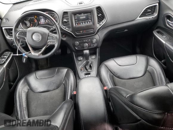 2019 Jeep Cherokee Latitude Plus with VIN 1C4PJMLB7KD442298, listed as a Copart auction lot 86819504 with 62,525 mi miles and Salvage title. Bid and sale history available at DreamBid. Image 8.